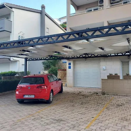 Apartments Nedo Dalmatia Omis Exterior photo