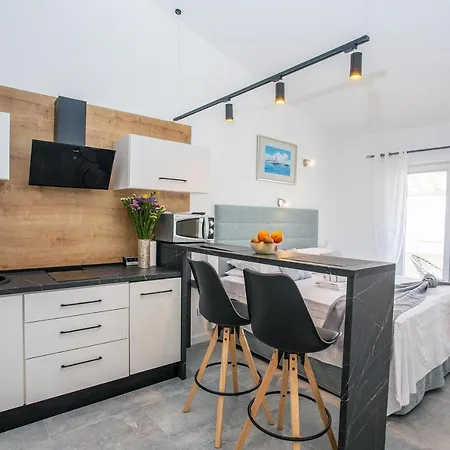 Apartments Nedo Dalmatia Omis Exterior photo
