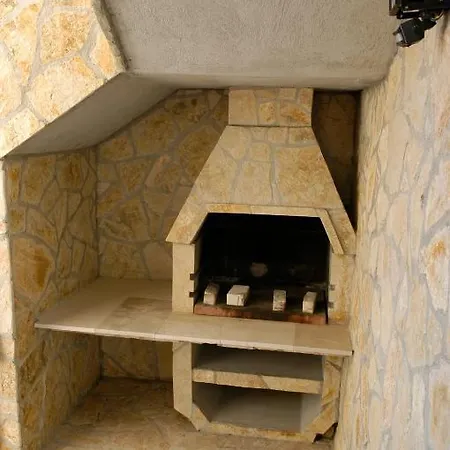 Apartments Nedo Dalmatia Omis Exterior photo